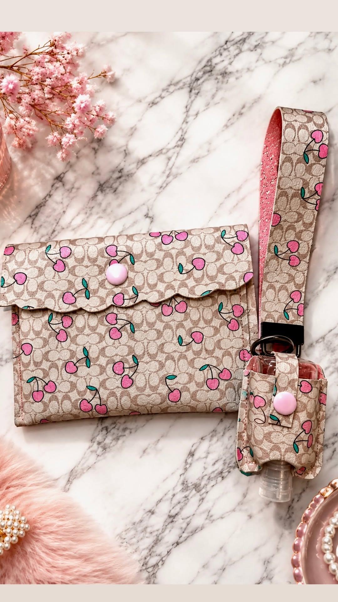 Wallet with keychain